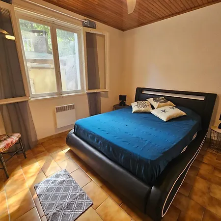 Des Cedres La Franqui Tatil Evi